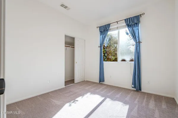 $1,050,000 | 2024 Las Estrellas Court, Camarillo, CA 93012