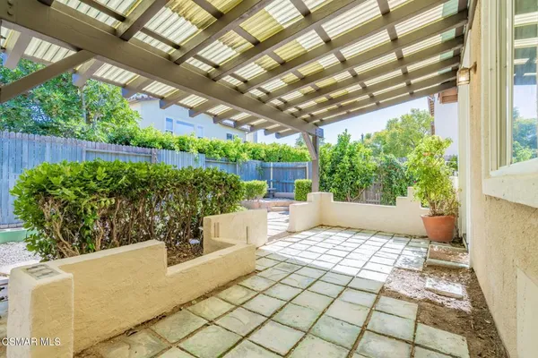 $1,050,000 | 2024 Las Estrellas Court, Camarillo, CA 93012