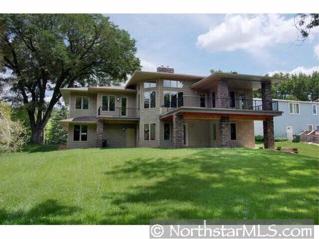 2195 Marion Road Roseville, MN 55113 - Photo 2 of 10