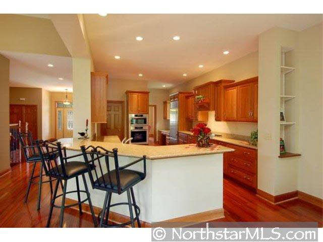 2195 Marion Road Roseville, MN 55113 - Photo 5 of 10