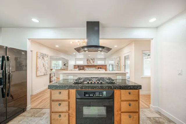 $650,000 | 4750 North Palm Avenue, Fresno, CA 93704