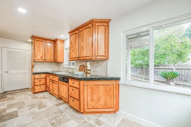 $650,000 | 4750 North Palm Avenue, Fresno, CA 93704