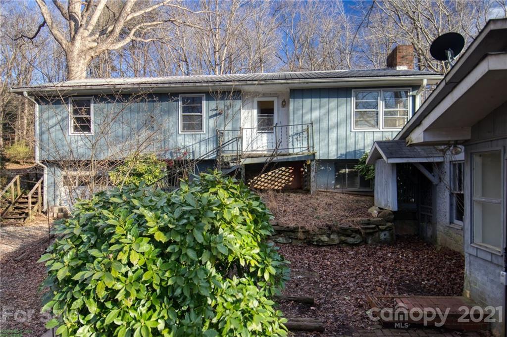 1495 Lynn Road Columbus, NC 28722 - Photo 2 of 14 Gallery Image 2