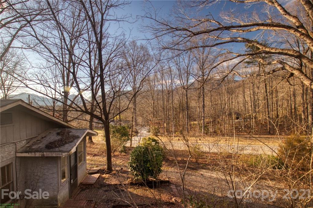 1495 Lynn Road Columbus, NC 28722 - Photo 8 of 14 Gallery Image 8