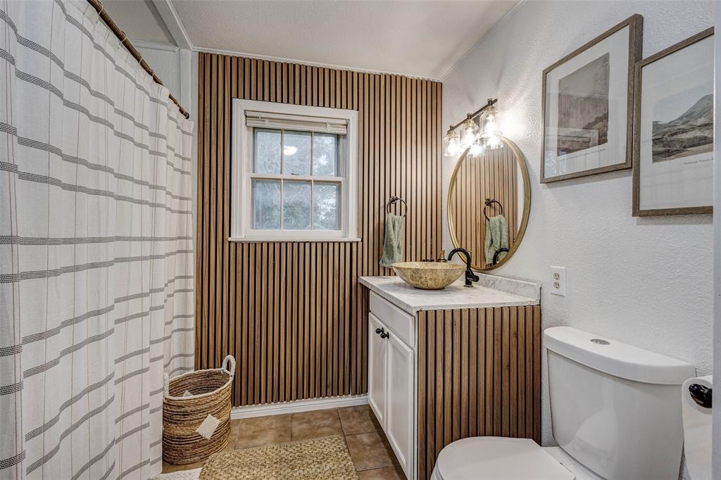 440 South Main Street Springtown, TX 76082 - Photo 21 of 33 a view of a hallway with windows