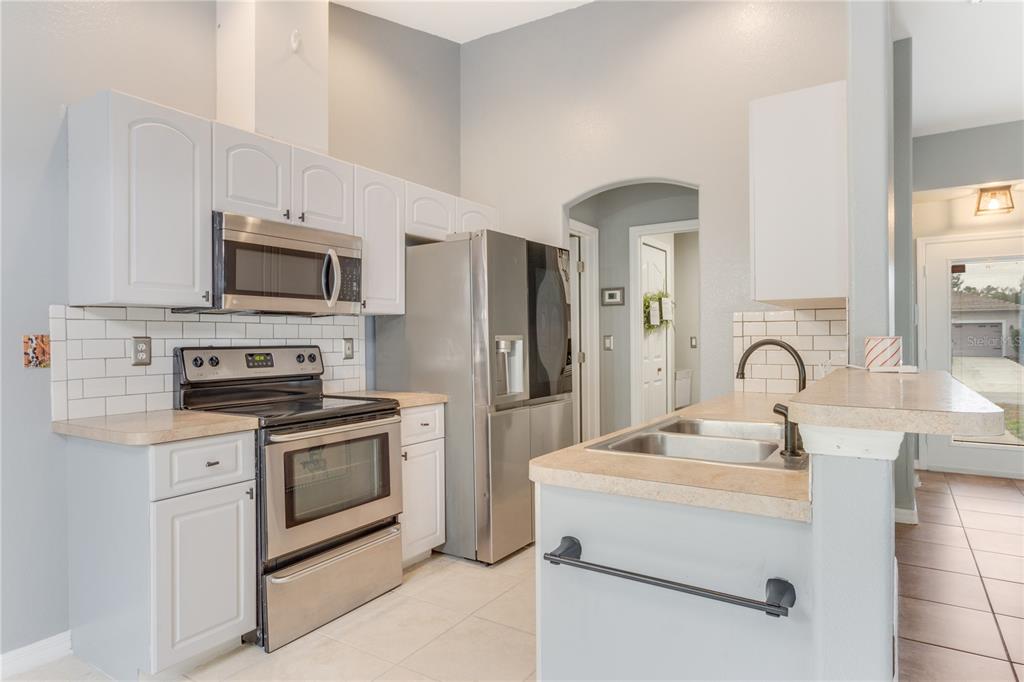 2749 Maximo Road North Port, FL 34286 - Photo 12 of 42