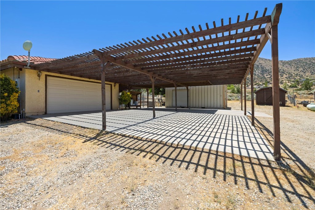 902 Searchlight Ranch Road Acton, CA 93510 - Photo 38 of 58