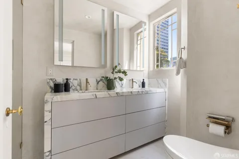 $2,195,000 | 244 Lakeside Drive, Unit 9, Oakland, CA 94612