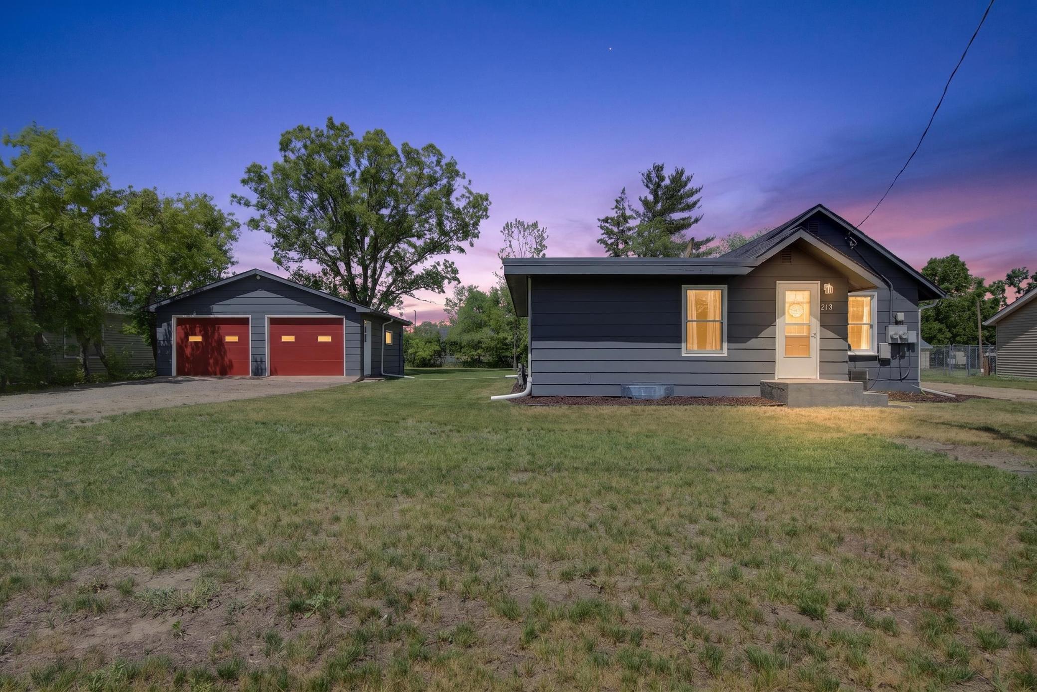 213 Roosevelt Road Southwest Bemidji, MN 56601 - Photo 1 of 20