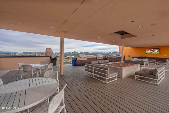 $3,995 | 100 West Portland Street, Unit 504, Phoenix, AZ 85003