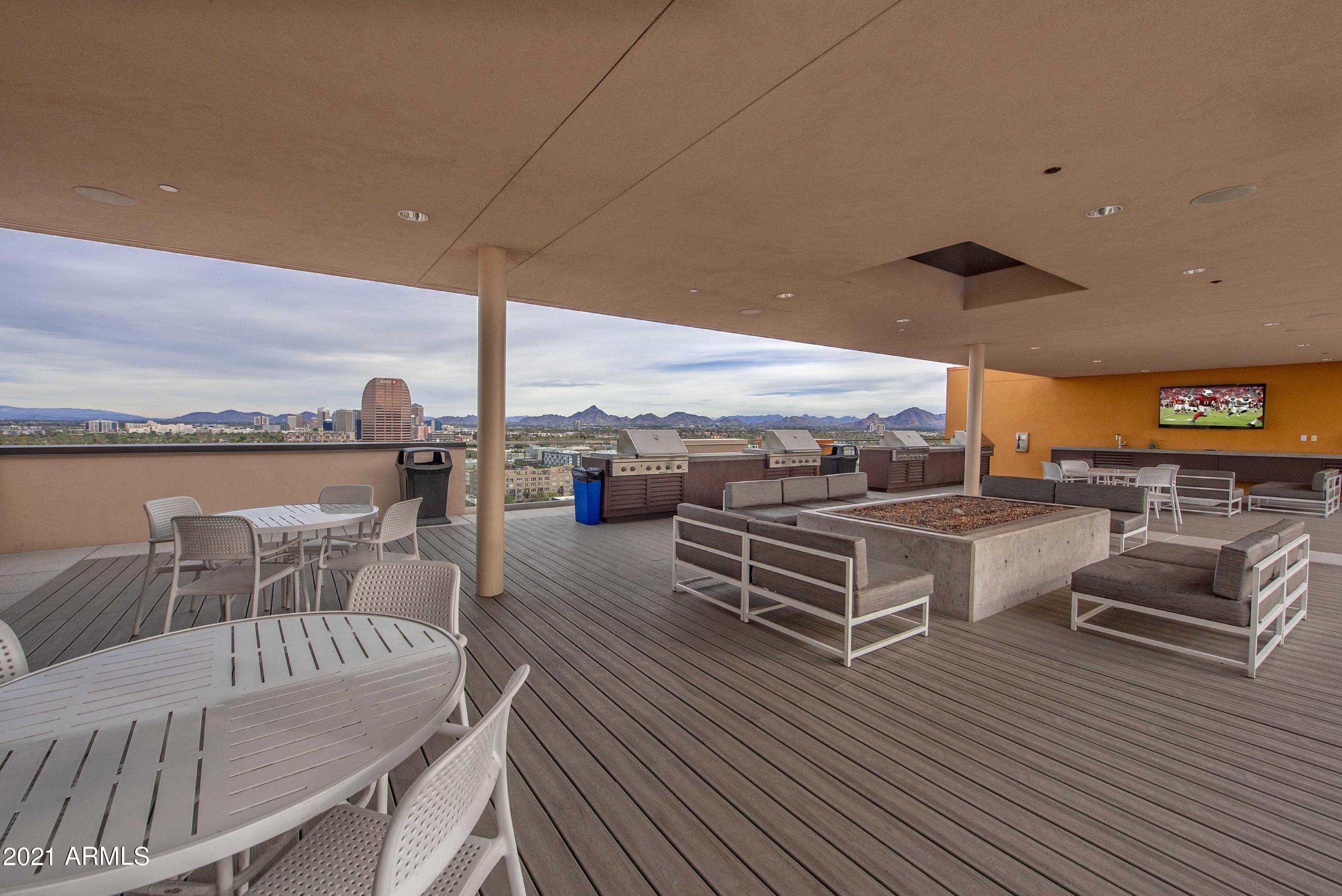 100 West Portland Street, Unit 504 Phoenix, AZ 85003 - Photo 13 of 14 014_Rooftop BBQ's & Social Area