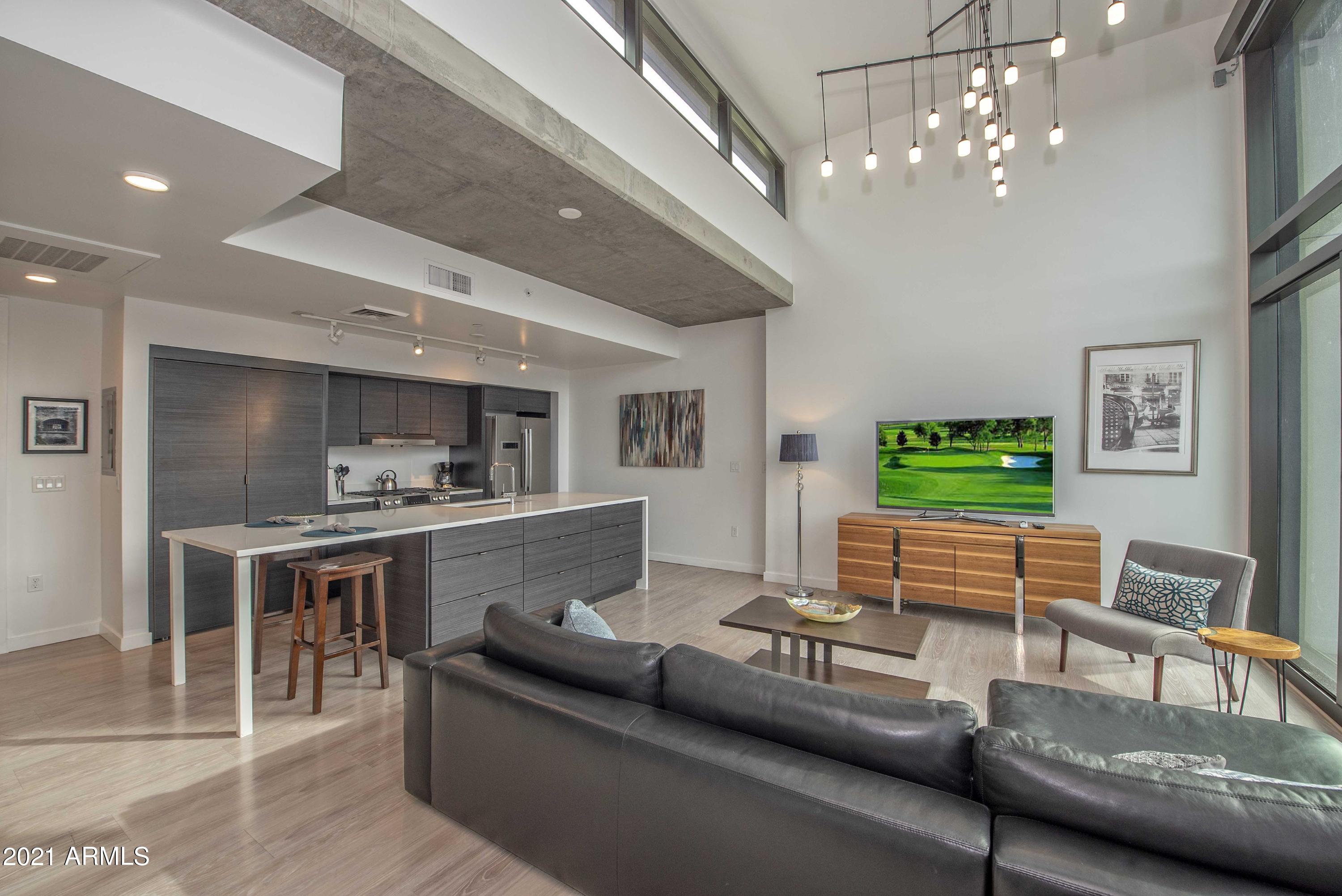 100 West Portland Street, Unit 504 Phoenix, AZ 85003 - Photo 2 of 14 004_Living Area