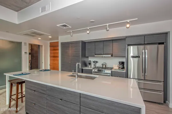 $3,995 | 100 West Portland Street, Unit 504, Phoenix, AZ 85003