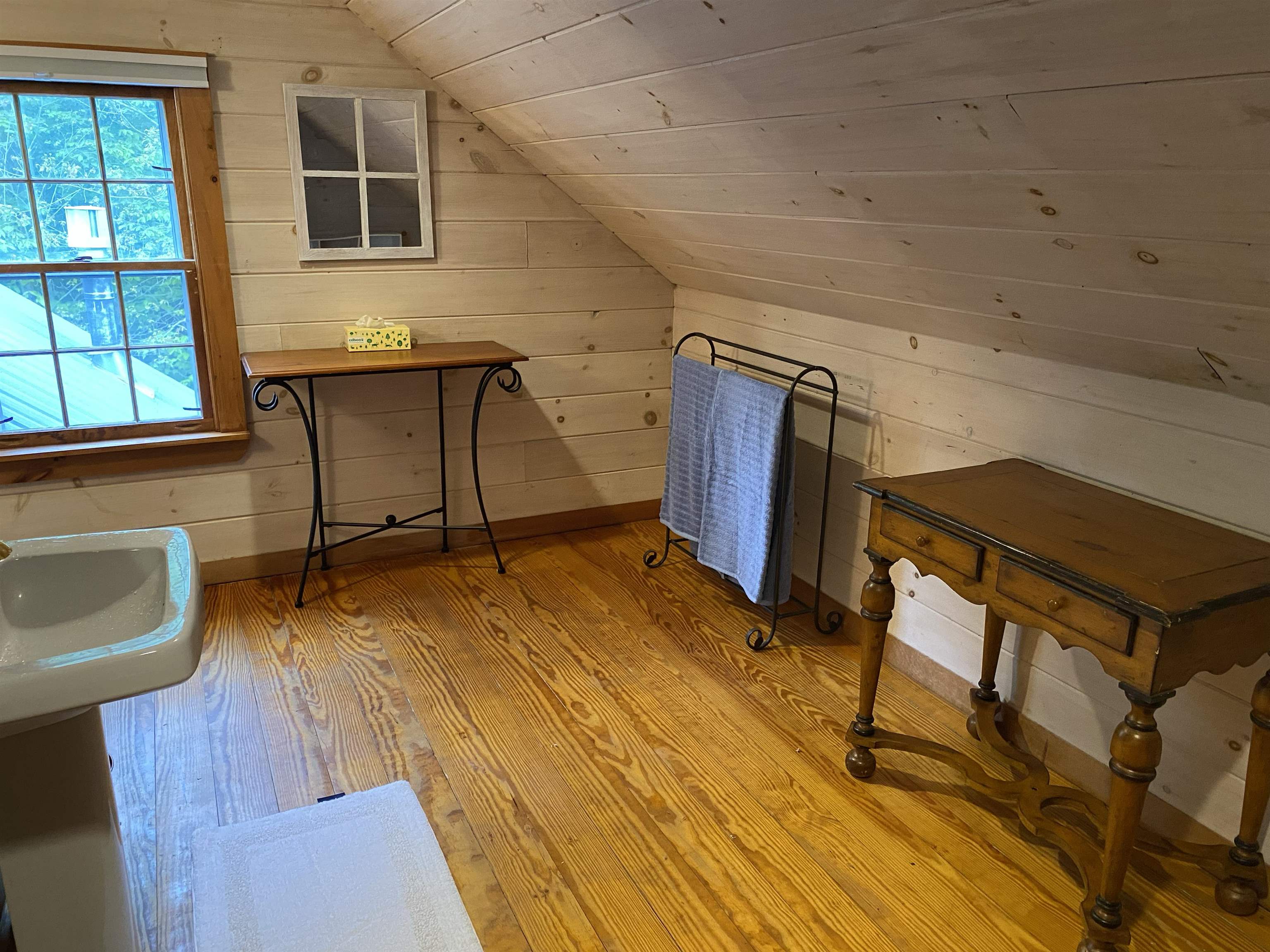 116 Teacher Road Jamaica, VT 05343 - Photo 23 of 35
