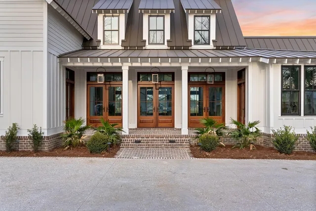$2,897,000 | 114 Peninsula Drive, Ravenel, SC 29470