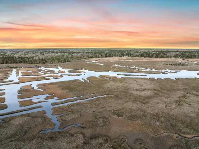 $2,897,000 | 114 Peninsula Drive, Ravenel, SC 29470