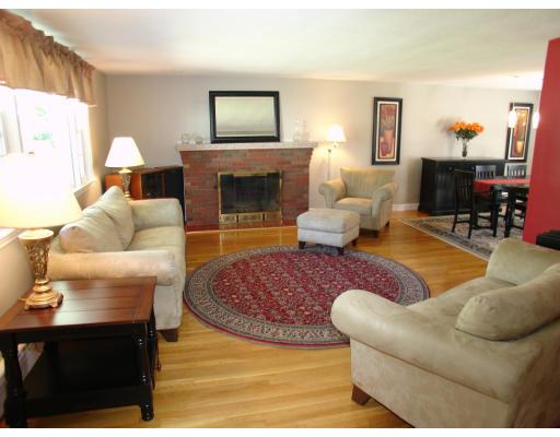 15 Raynes Road Boston, MA 02136 - Photo 2 of 15 Gallery Image 2