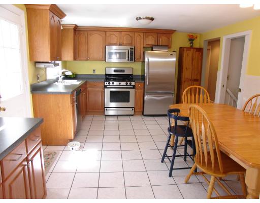 15 Raynes Road Boston, MA 02136 - Photo 4 of 15 Gallery Image 4