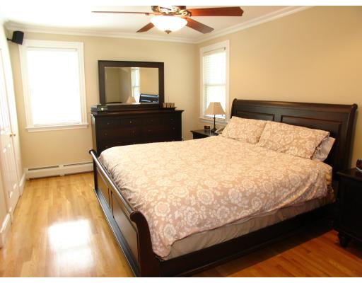 15 Raynes Road Boston, MA 02136 - Photo 5 of 15 Gallery Image 5