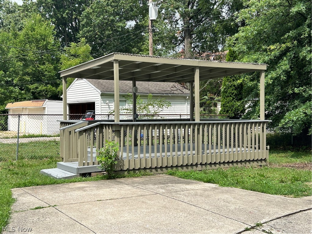 13099 Cedar Road Cleveland Heights, OH 44118 - Photo 5 of 35 Gallery Image 5