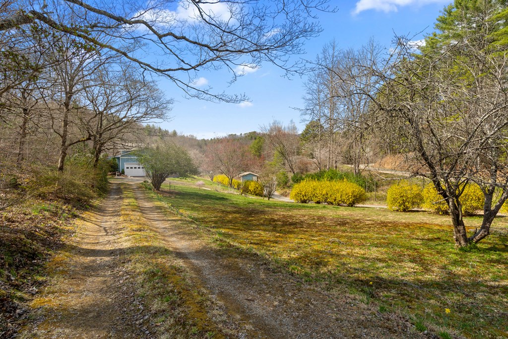 21 Stalcup Lane Marble, NC 28905 - Photo 38 of 43