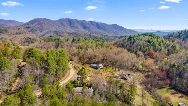 $414,400 | 21 Stalcup Lane, Marble, NC 28905