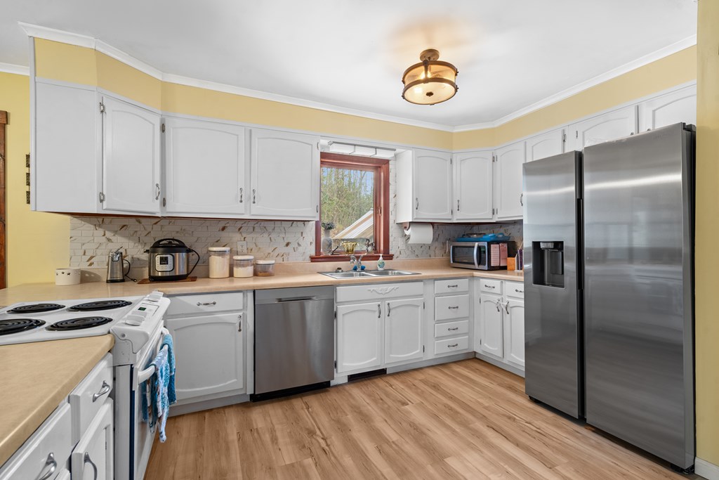 21 Stalcup Lane Marble, NC 28905 - Photo 9 of 43