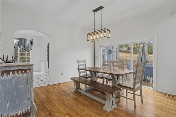 $579,999 | 170 Meadow Lakes Boulevard, Cedartown, GA 30125