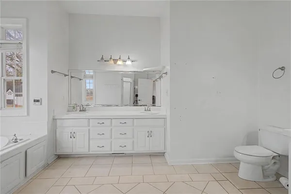 $579,999 | 170 Meadow Lakes Boulevard, Cedartown, GA 30125
