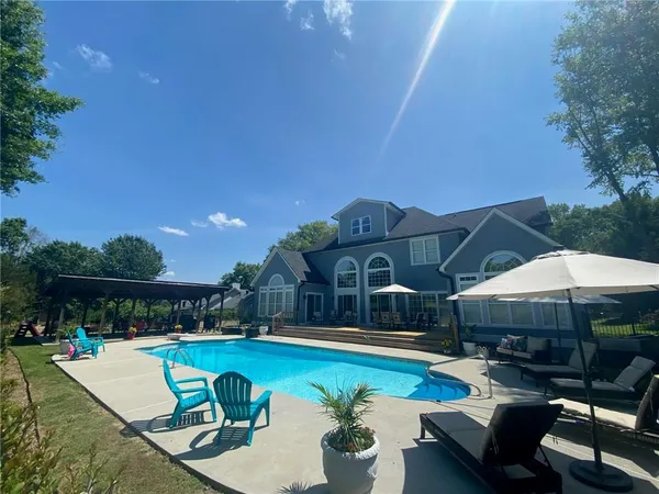$579,999 | 170 Meadow Lakes Boulevard, Cedartown, GA 30125