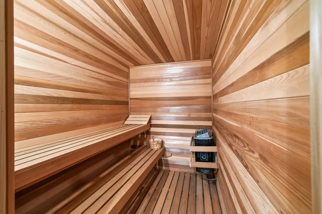 $530,000 | 4149 Sunflower Circle, Vadnais Heights, MN 55127