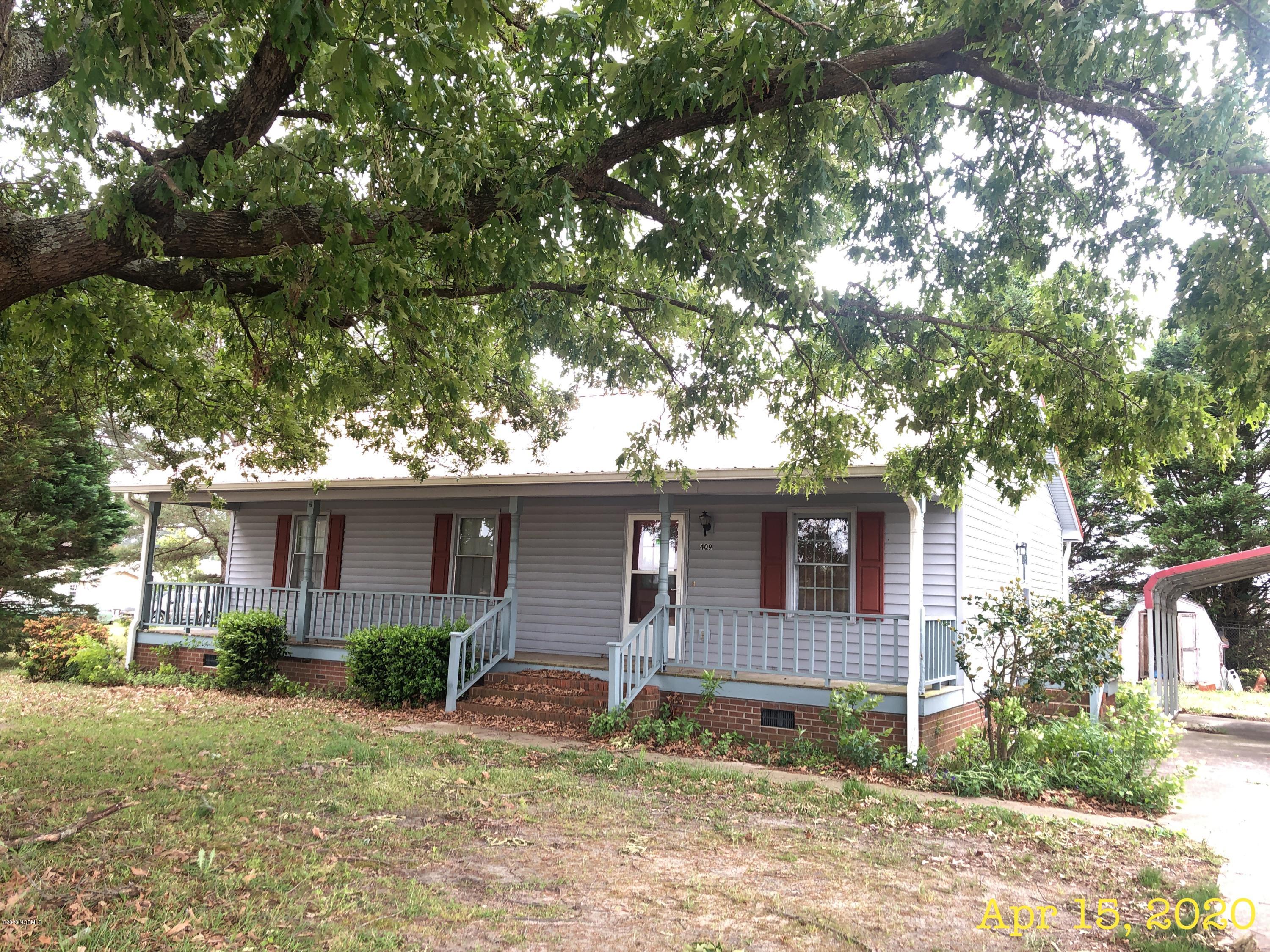 409 Isaac Weeks Road Clinton, NC 28328 - Photo 2 of 13 IMG_0961