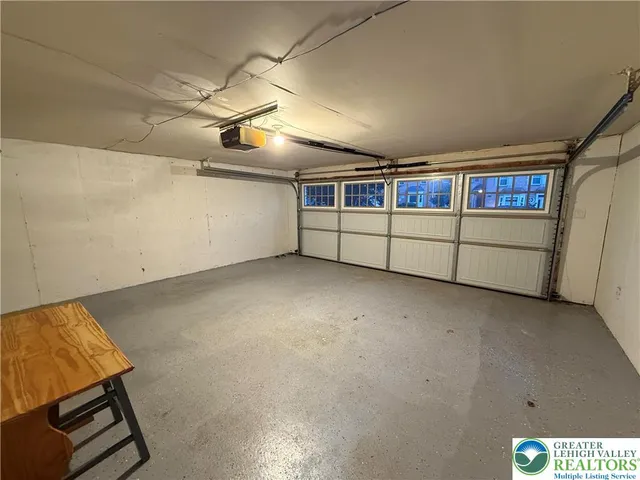 $2,400 | 1943 Alberta Drive, Whitehall, PA 18052