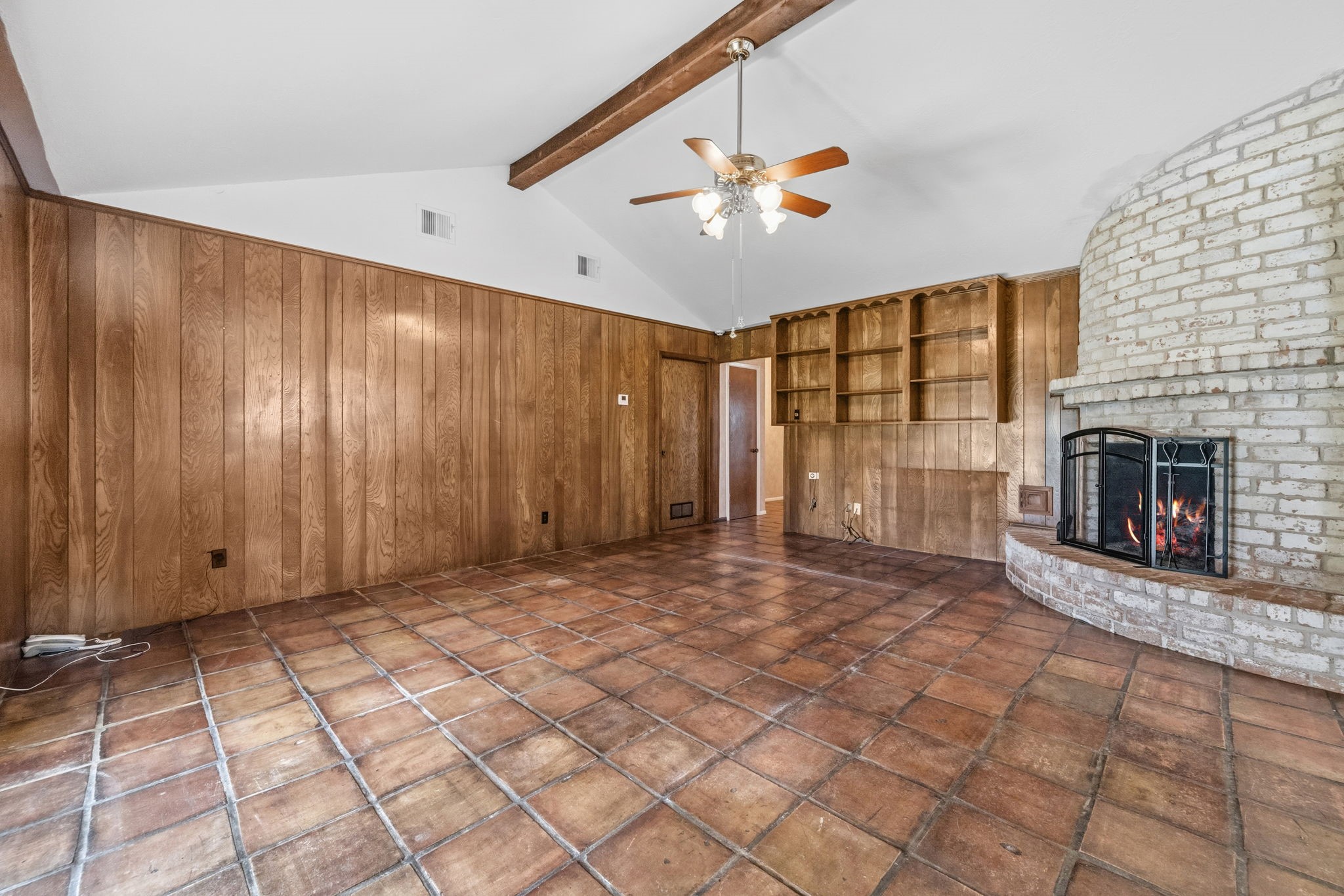 8834 Sandstone Road Houston, TX 77036 - Photo 6 of 31