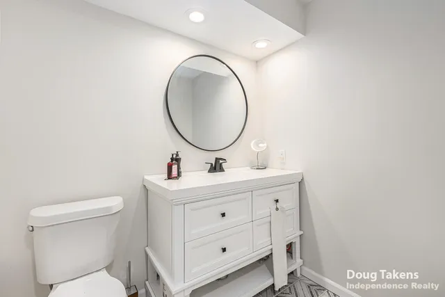 $488,000 | 1729 Fountainview Court Southeast, Caledonia, MI 49316