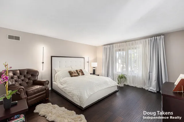 $488,000 | 1729 Fountainview Court Southeast, Caledonia, MI 49316