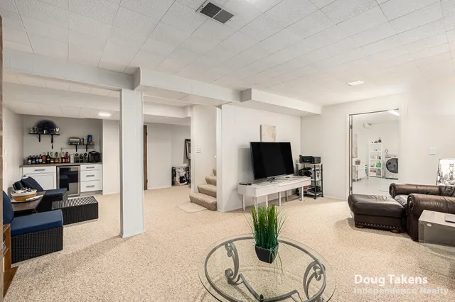 $488,000 | 1729 Fountainview Court Southeast, Caledonia, MI 49316