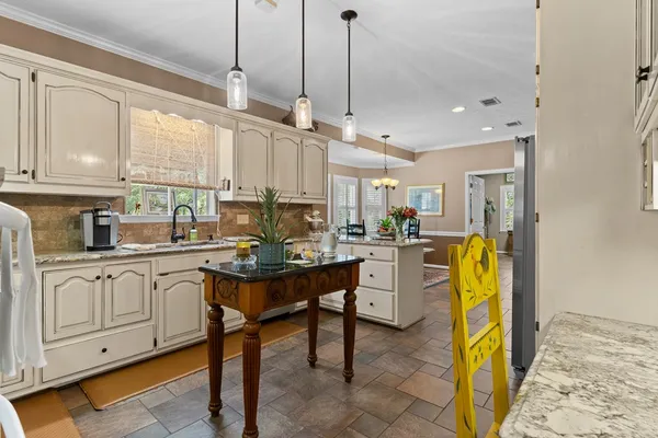 $1,200,000 | 1163 Highway 0165 Fort, Fort Mitchell, AL 36856
