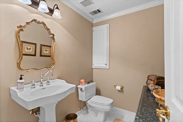 $1,200,000 | 1163 Highway 0165 Fort, Fort Mitchell, AL 36856