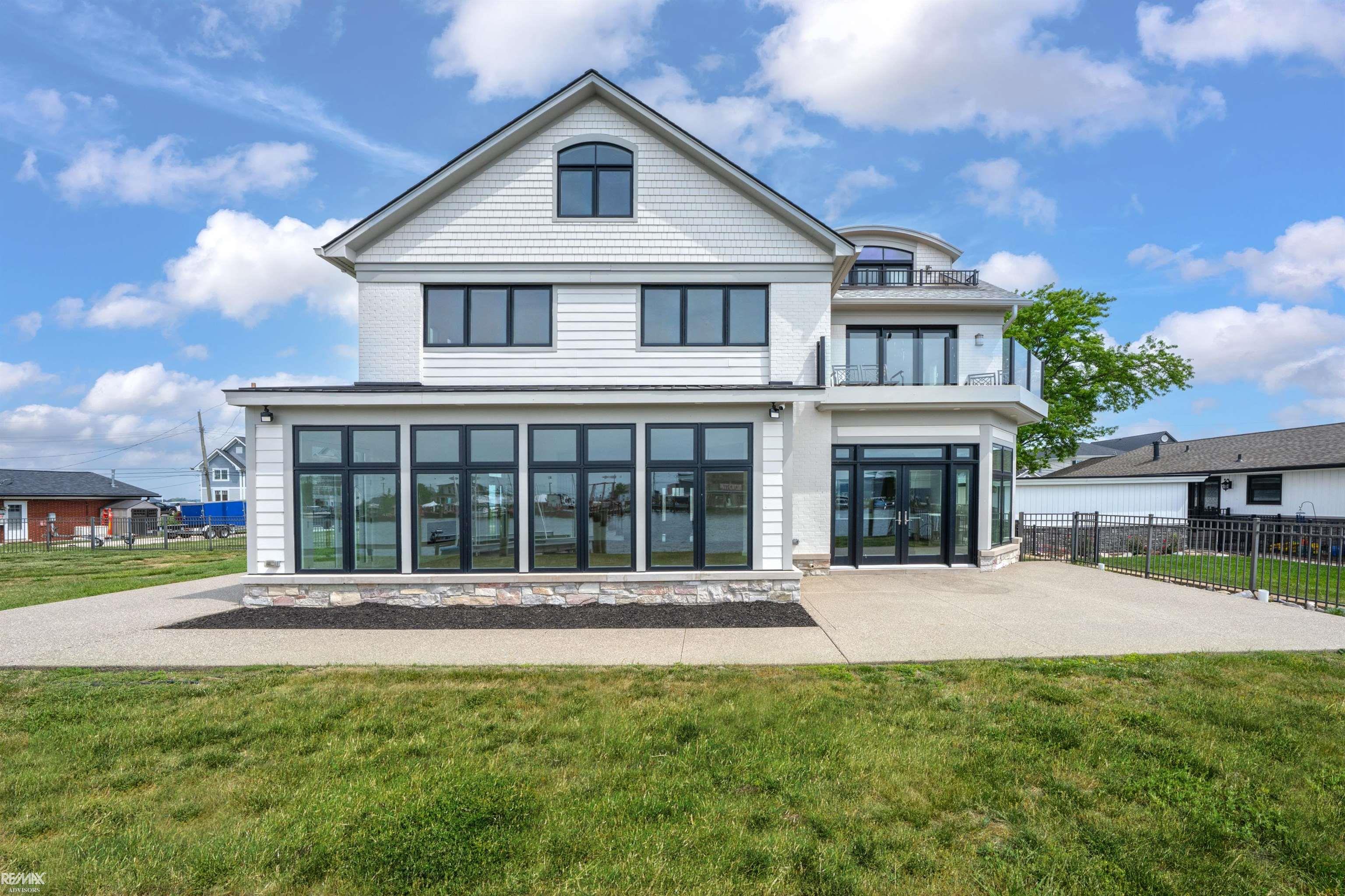 32824 North River Road Harrison Township, MI 48045 - Photo 2 of 97