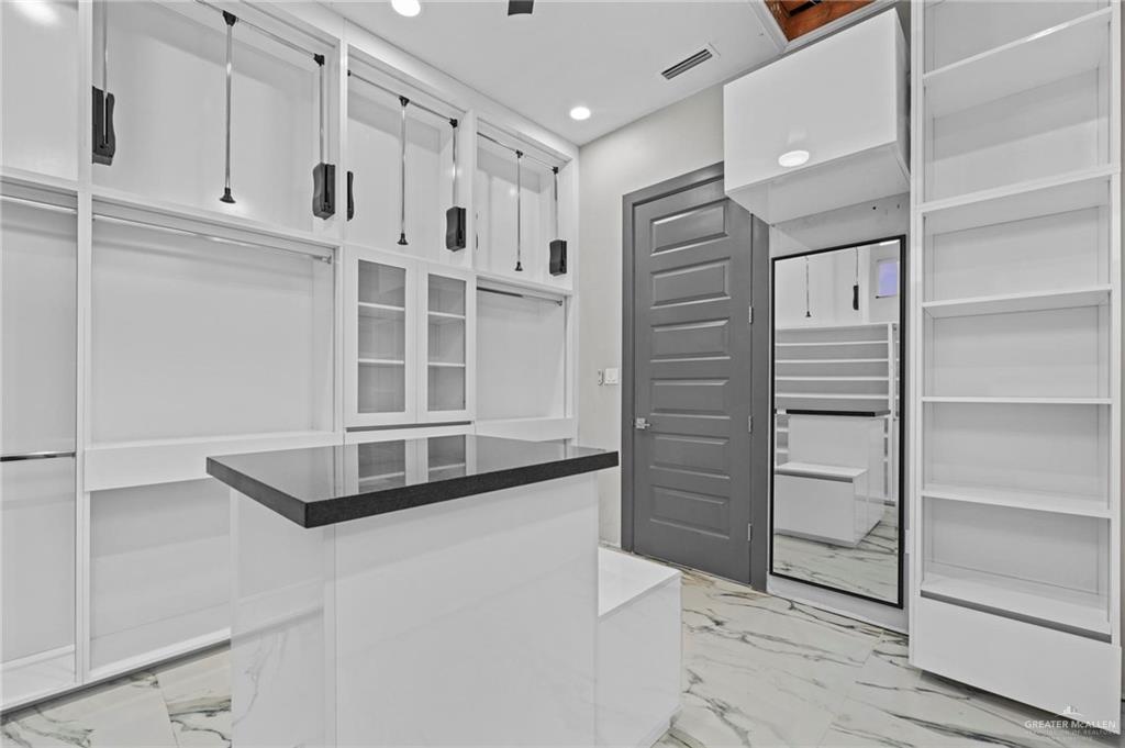 2321 Martha's Lane Mission, TX 78573 - Photo 20 of 36 View of spacious closet