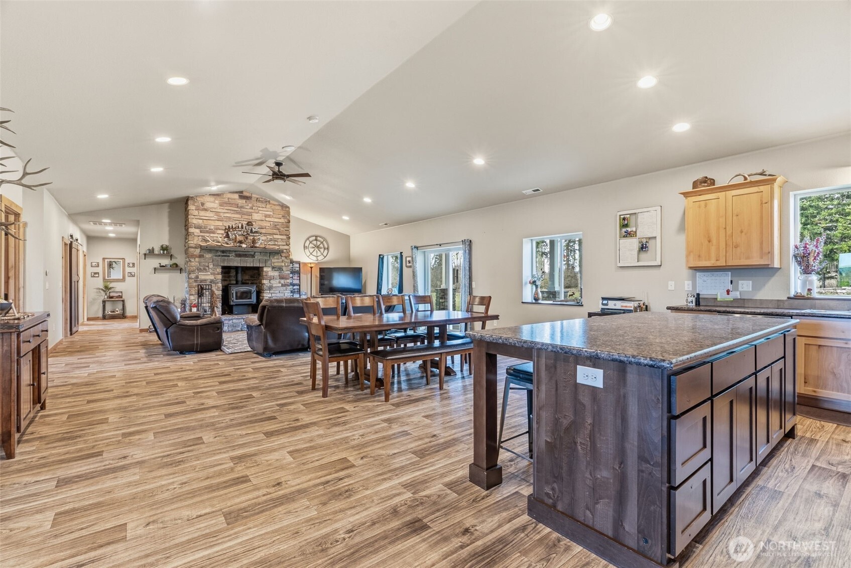 371 Toledo-Vader Road Toledo, WA 98591 - Photo 19 of 40 a view of a kitchen and dining room