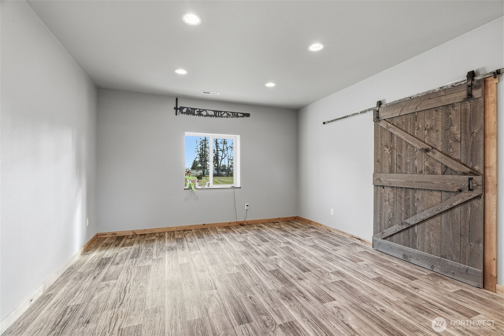 371 Toledo-Vader Road Toledo, WA 98591 - Photo 24 of 40 a view of empty room with wooden floor