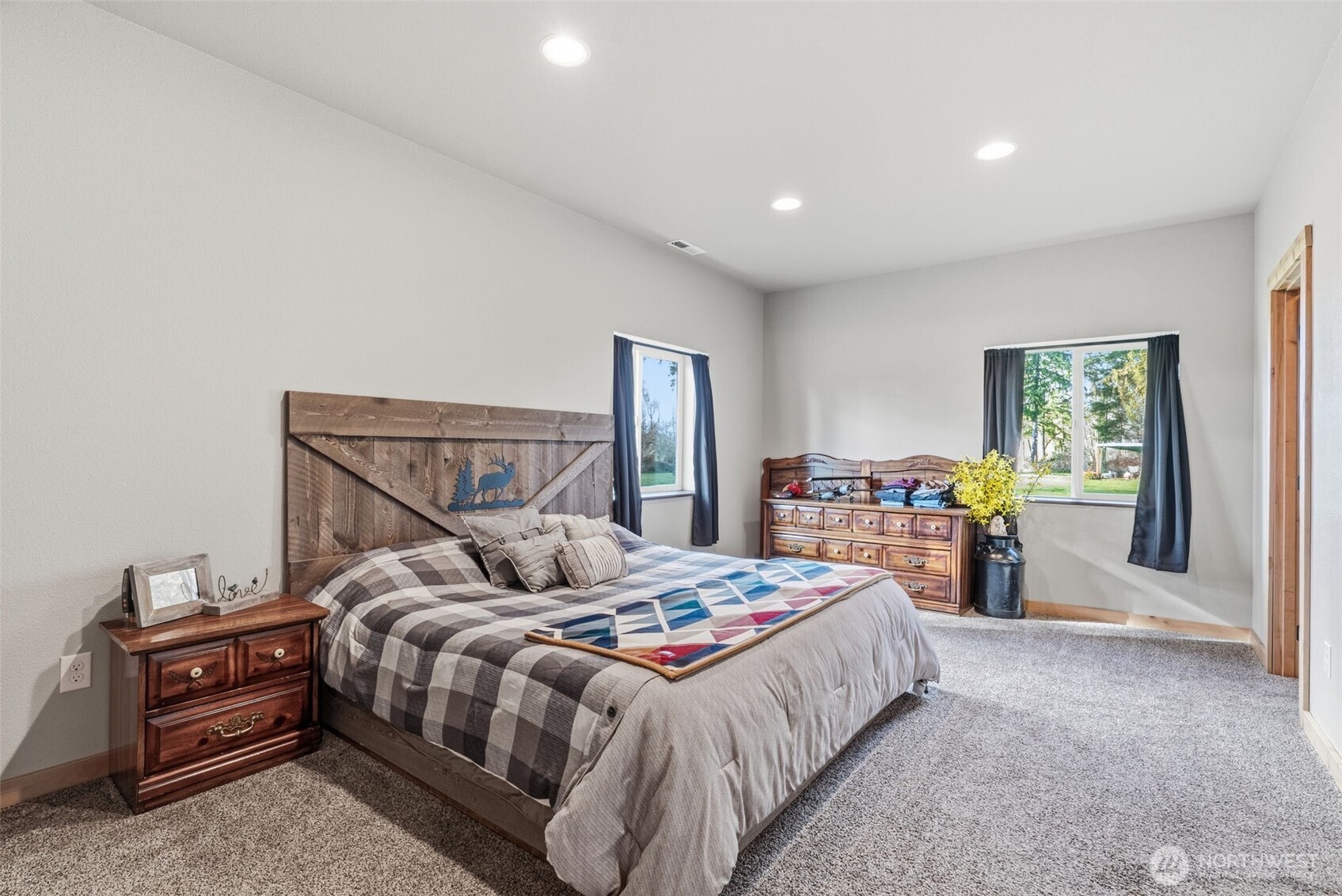 371 Toledo-Vader Road Toledo, WA 98591 - Photo 29 of 40 a bedroom with a bed and a dresser