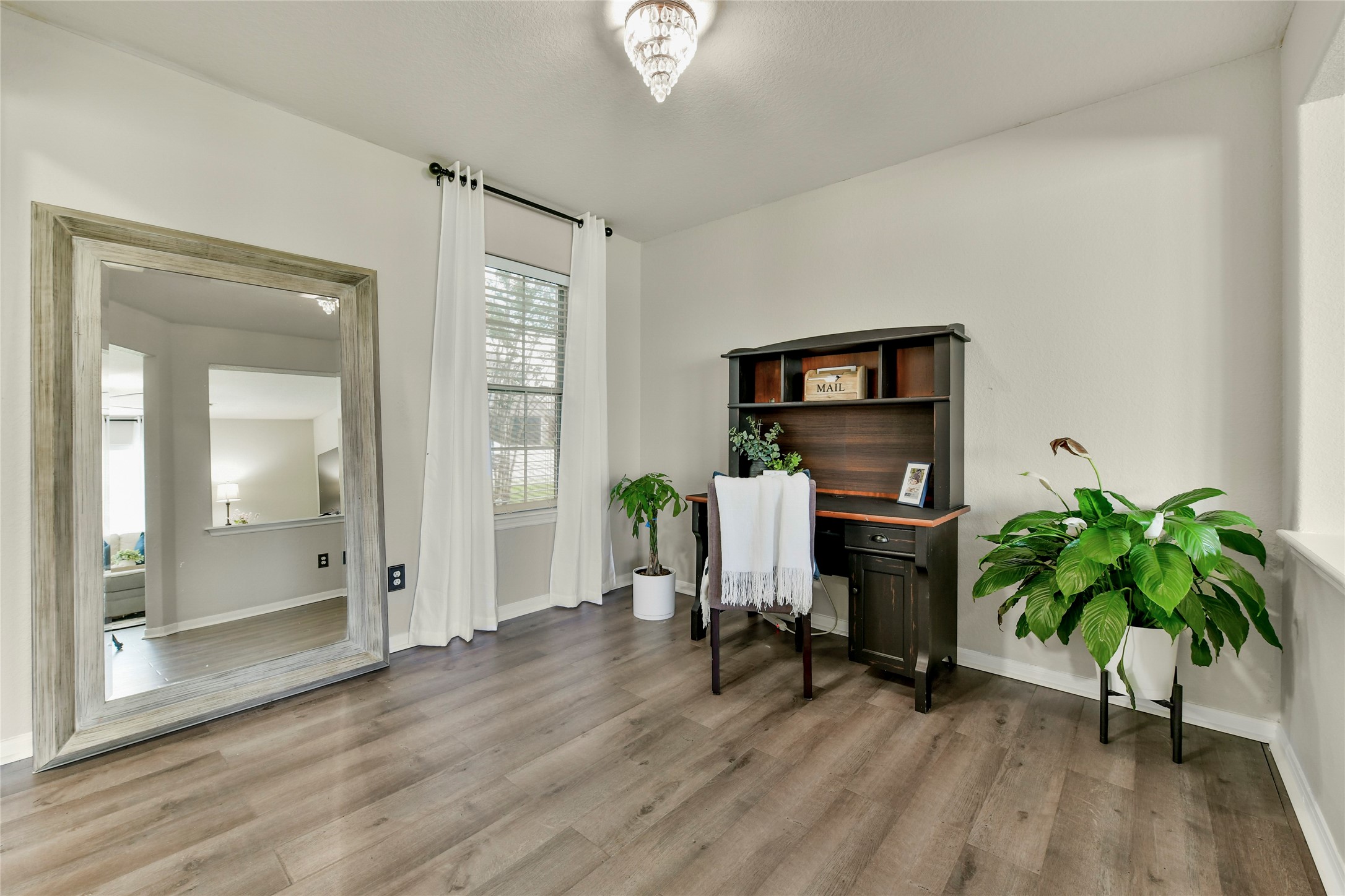 9310 Windy Spring Lane Houston, TX 77089 - Photo 4 of 27