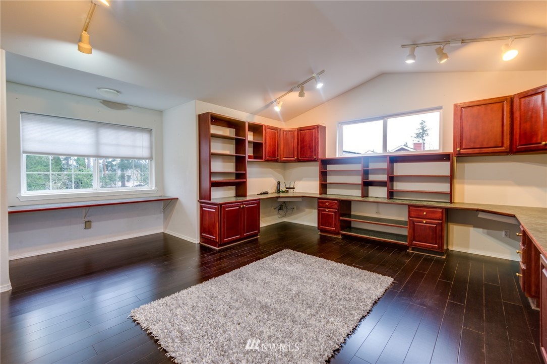 2404 Mayes Road Southeast Olympia, WA 98503 - Photo 16 of 23 Gallery Image 16