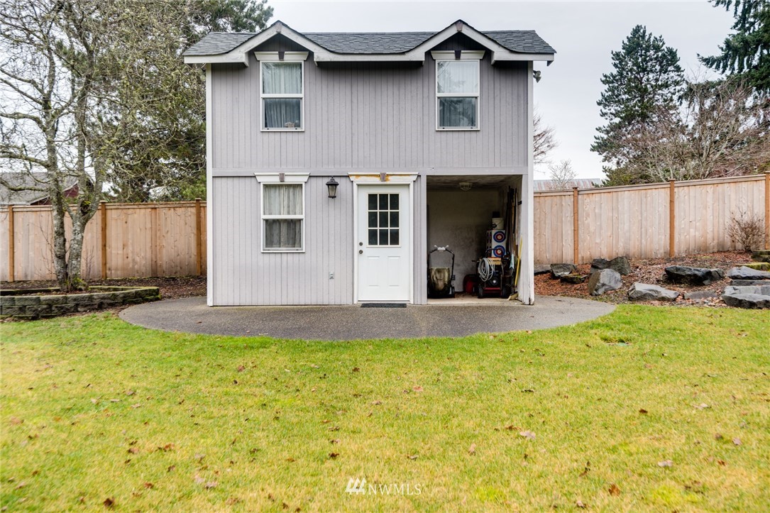 2404 Mayes Road Southeast Olympia, WA 98503 - Photo 21 of 23 Gallery Image 21
