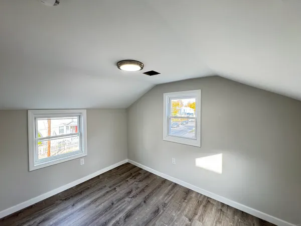 $2,500 | 110 West Easton Street, Hamden, CT 06514