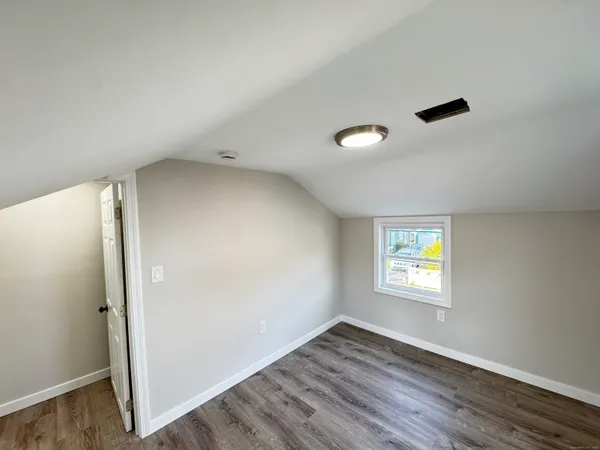 $2,500 | 110 West Easton Street, Hamden, CT 06514