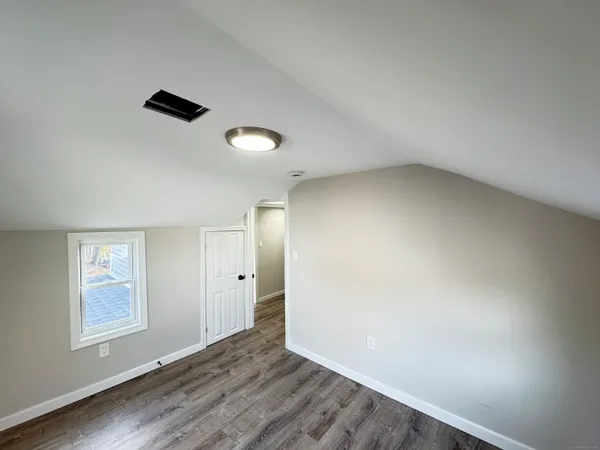 $2,500 | 110 West Easton Street, Hamden, CT 06514